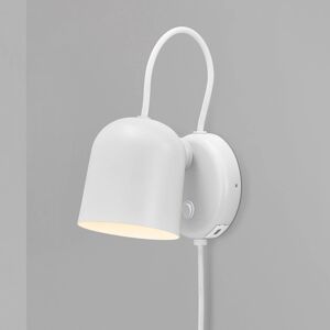 DFTP by Nordlux Nástěnné světlo Angle s kolébkovým vypínačem, bílá