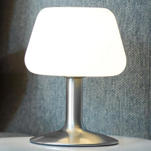 Paul Neuhaus Malá LED stolní lampa Till dotykový stmívač, ocel